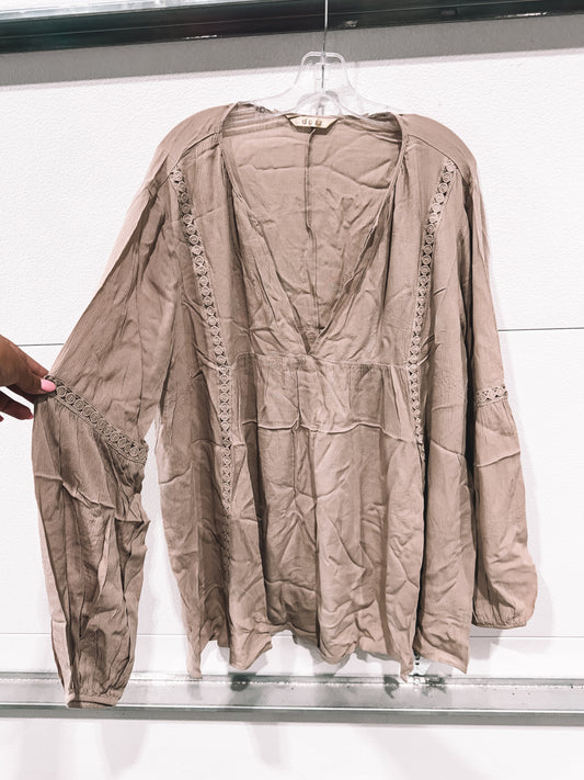Long Sleeve Neutral Top (plus)