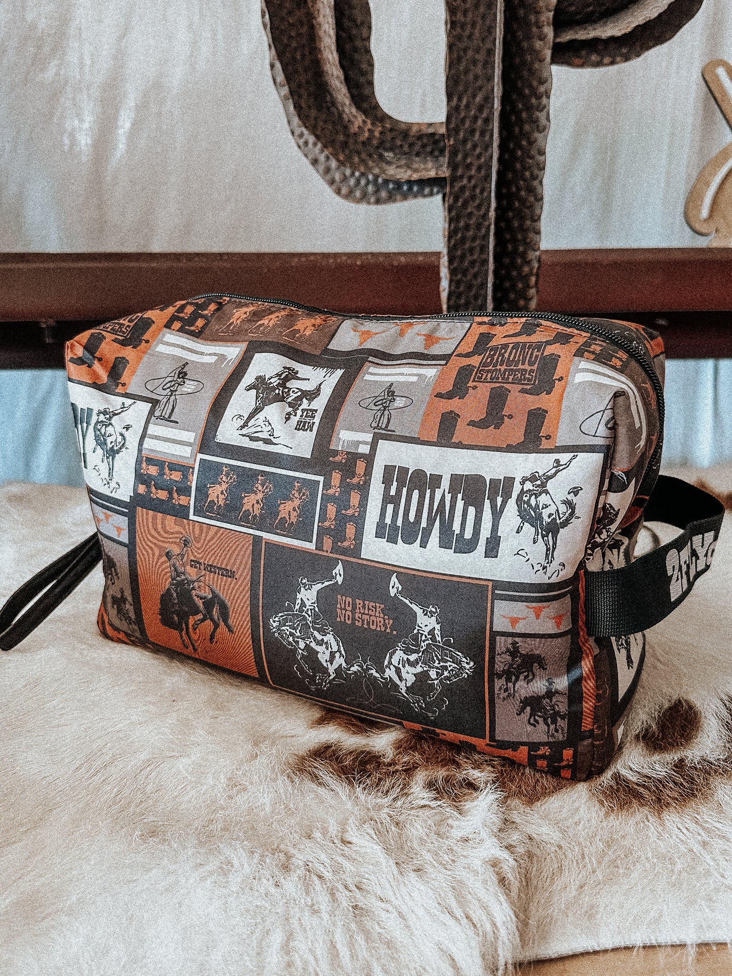 Rust Howdy Traveler Bag