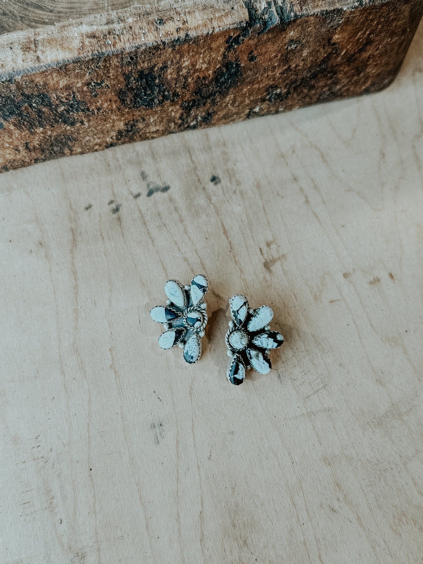 Broken Bow Earrings in White Buffalo