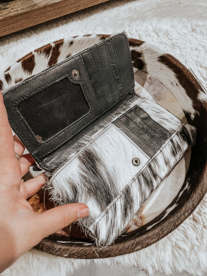 Crunch Cowhide Wallet in Black