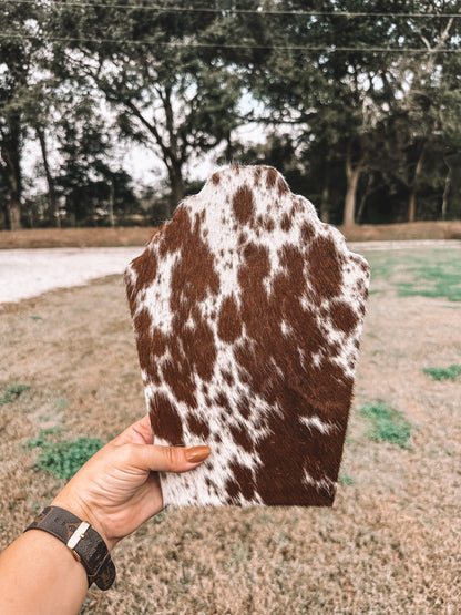 Thick Cowhide Necklace Stand