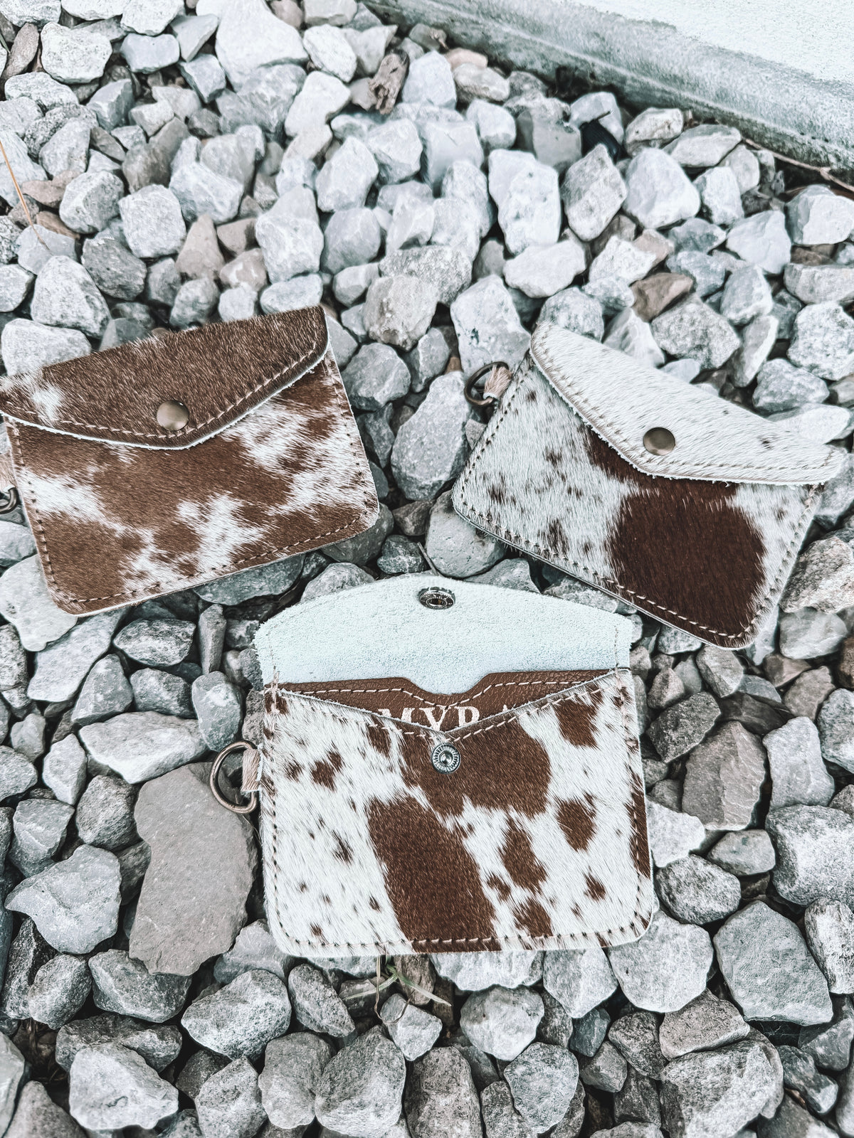Juniper Cowhide Coin Pouch Keychain- Tan