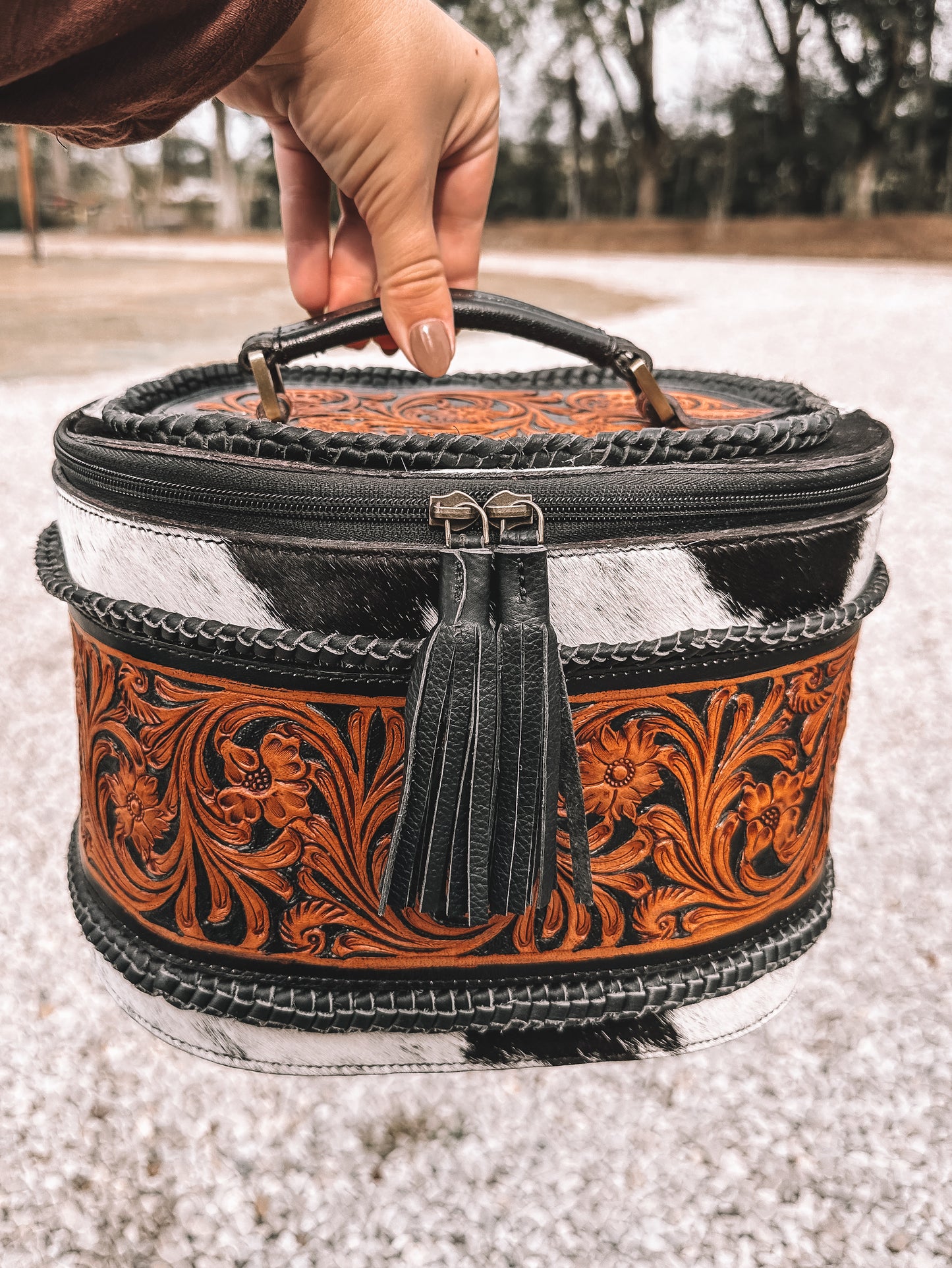 Braided Cowhide & Tooled Leather Accessory Bag in Black