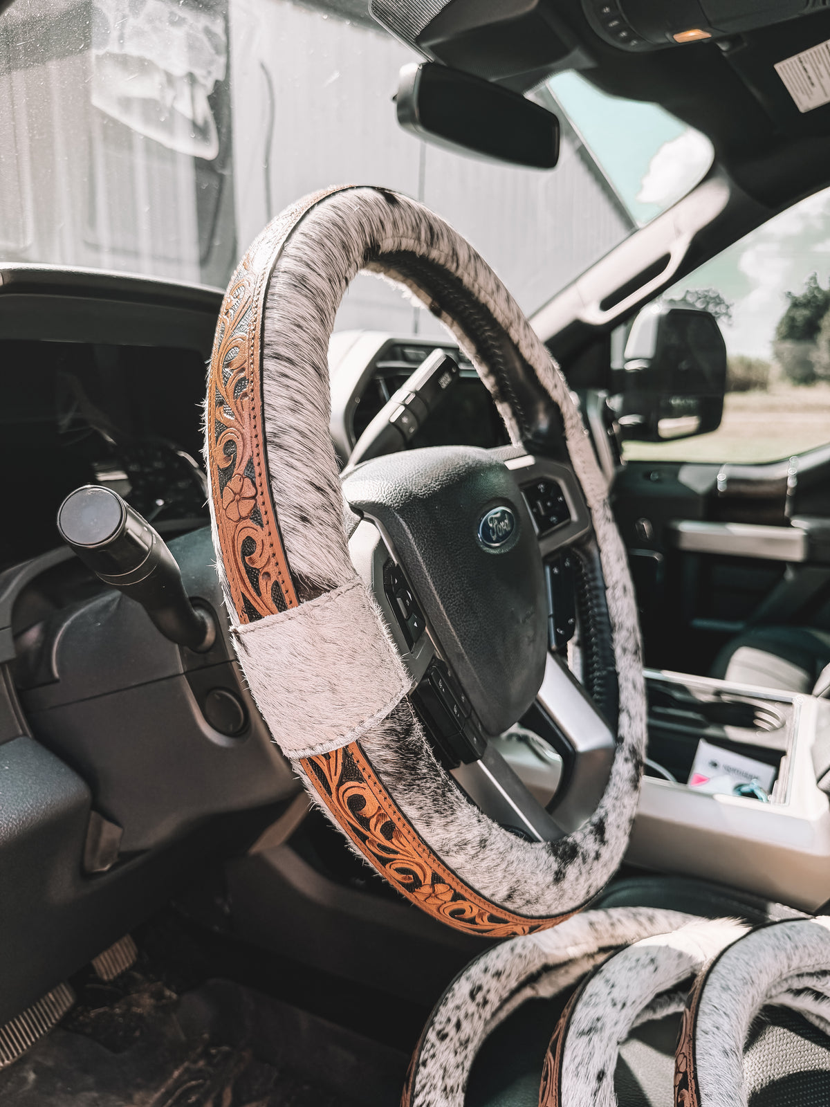 Black & Tan Leather Cowhide Steering Wheel Cover 16 inch
