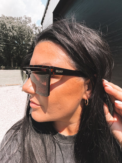 Tortoise Hindsight Sunnies by Quay