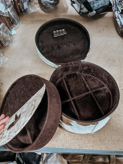Oversized Cowhide Leather Jewelry Case