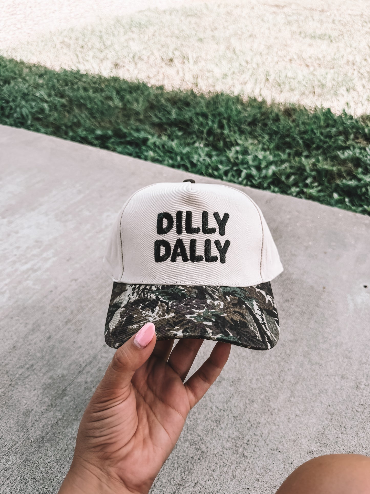 Dilly Dally Trucker Hat - Camo