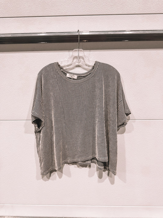 Ribbed Crop Top black & white (short sleeve)