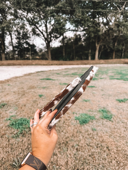 Thick Cowhide Necklace Stand