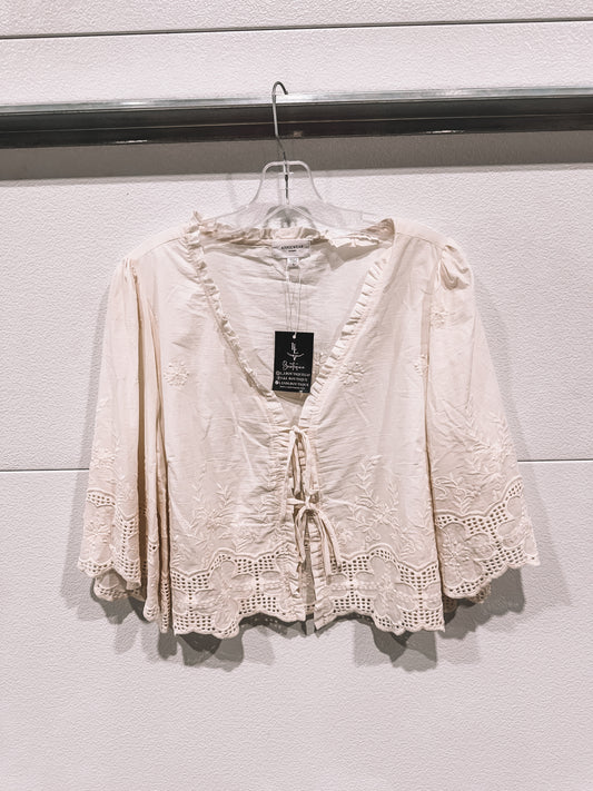 Annie Cropped Cream Blouse