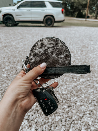 Halo Cowhide Coin Pouch Keychain in Black