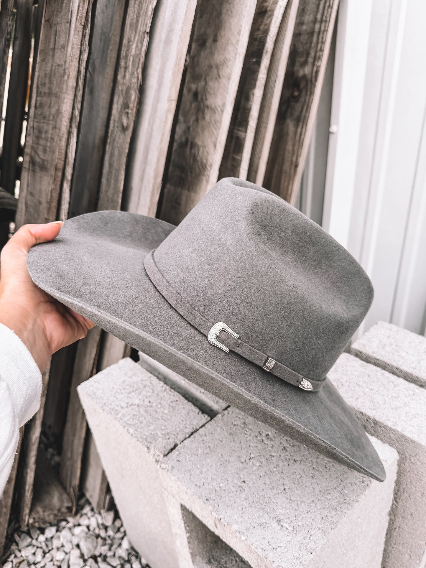 Cattleman Felt Cowboy Hat in Gunsmoke