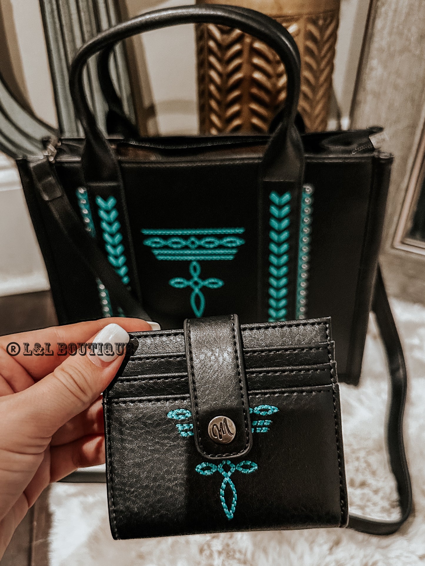 Stitched Conceal Carry Tote Purse with Matching Wallet (Black & Turquoise)