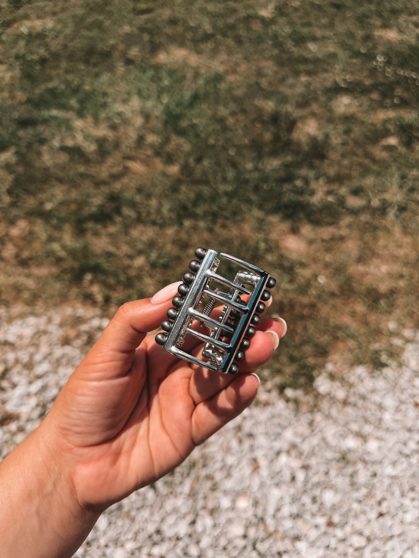 Mini Nav Beaded Claw Clip
