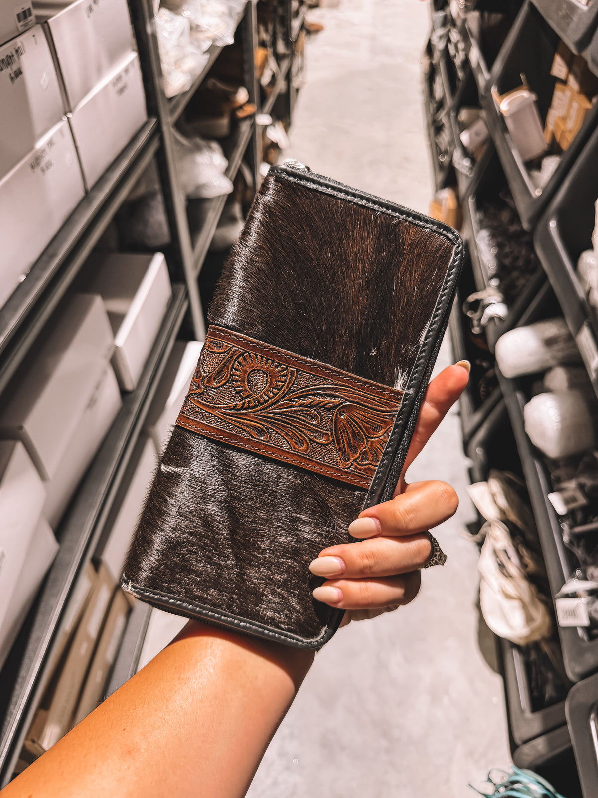 Cowhide & Leather Down The Middle Wallet