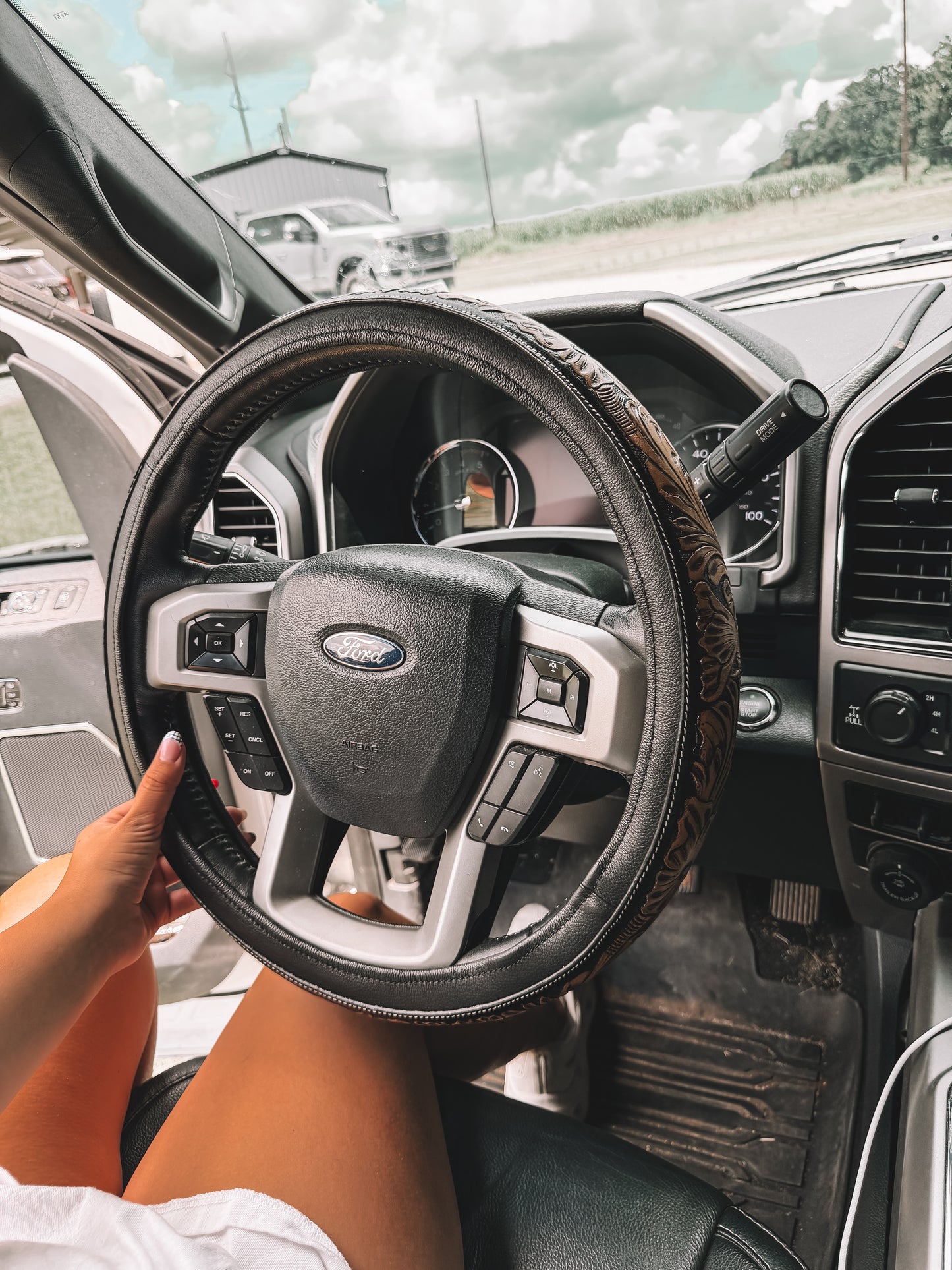 Tooled Leather Steering Cover -Black 16”