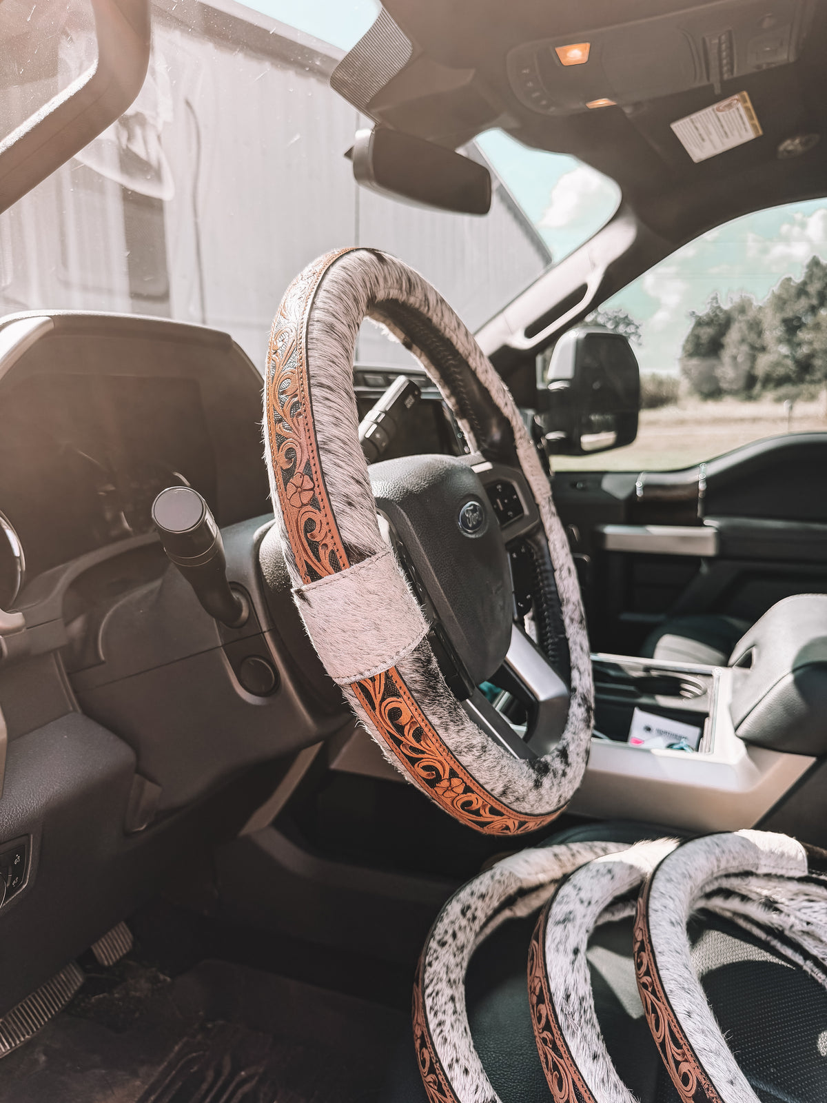 Black & Tan Leather Cowhide Steering Wheel Cover 16 inch