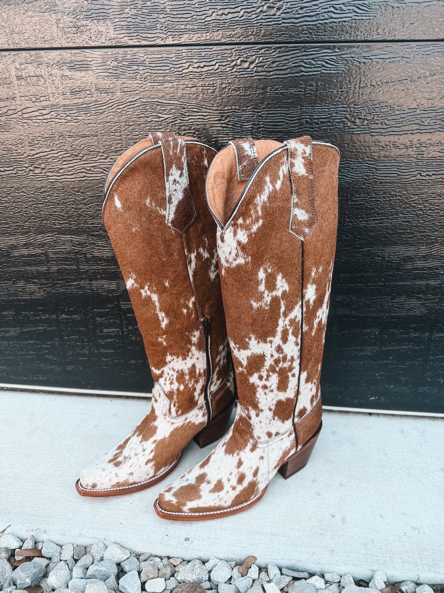 Knee High Cowhide Boots ~ Snip Toe Tan
