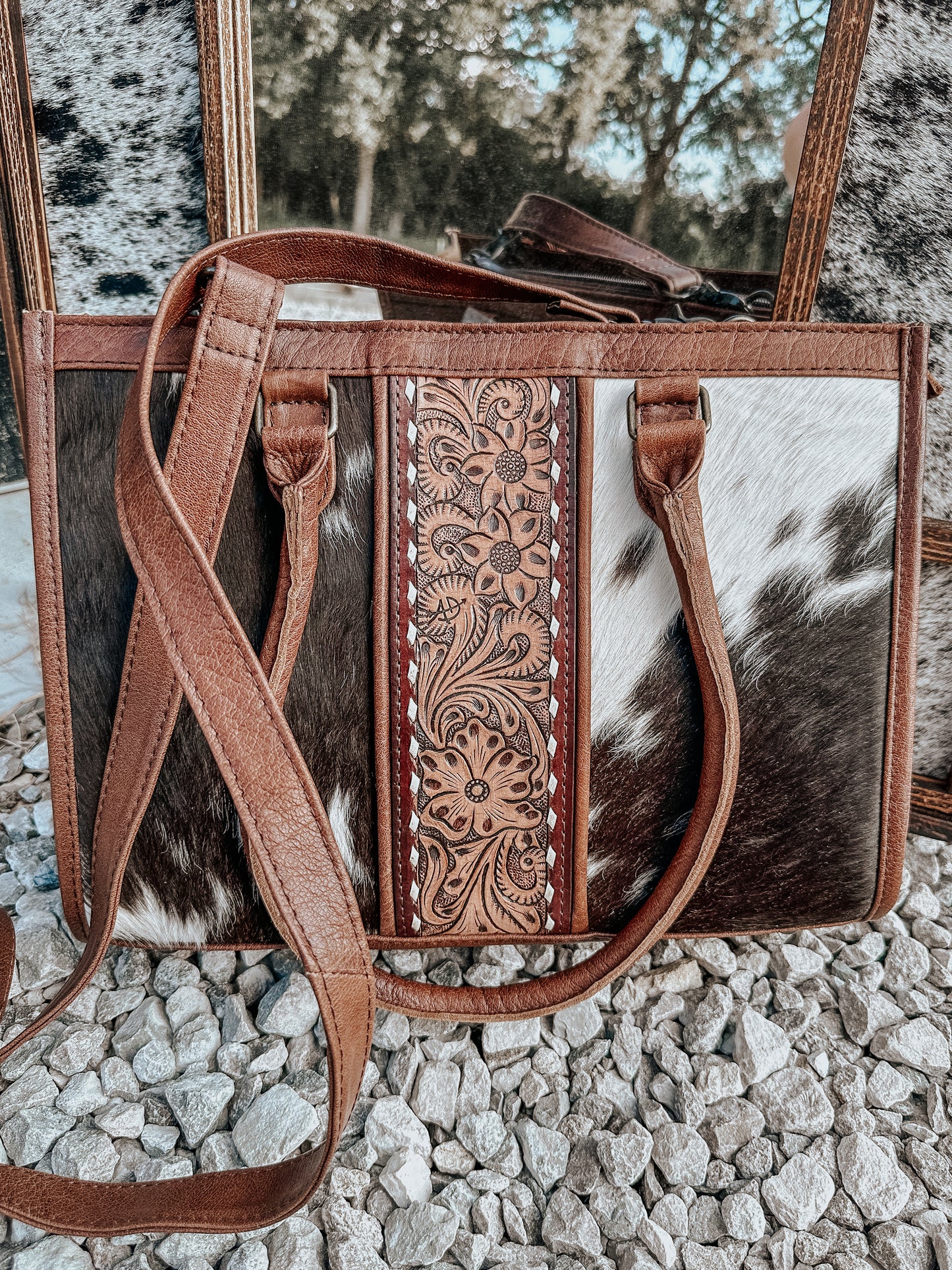 Leather in the Middle Cowhide Purse