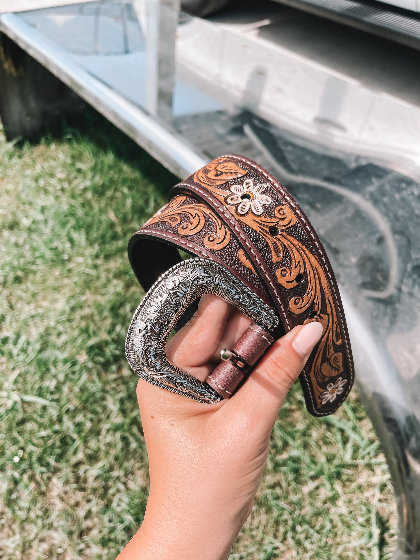 White Daisies Tooled Leather Belt