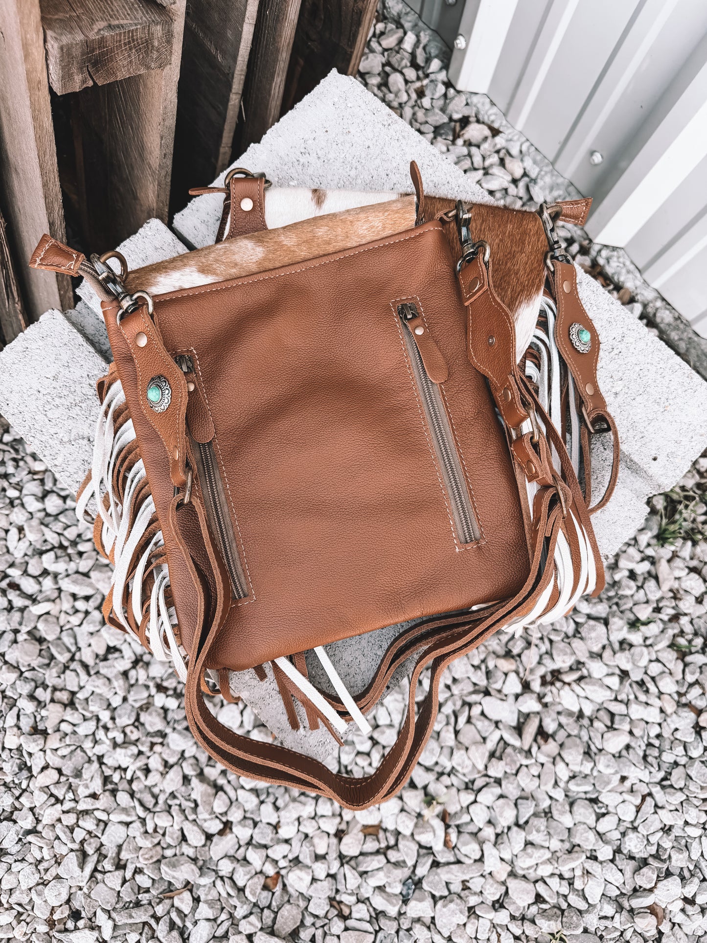 Mesa Prairie Concealed Carry Cowhide Crossbody