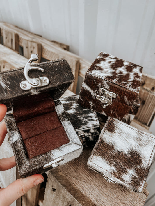 Cowhide Ring Box in Dark Brown