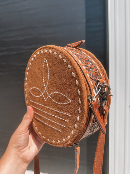 Boot Stitch Leather Canteen Crossbody