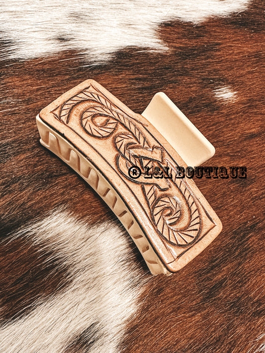 Tooled Leather Claw Clip *Horse Shoe