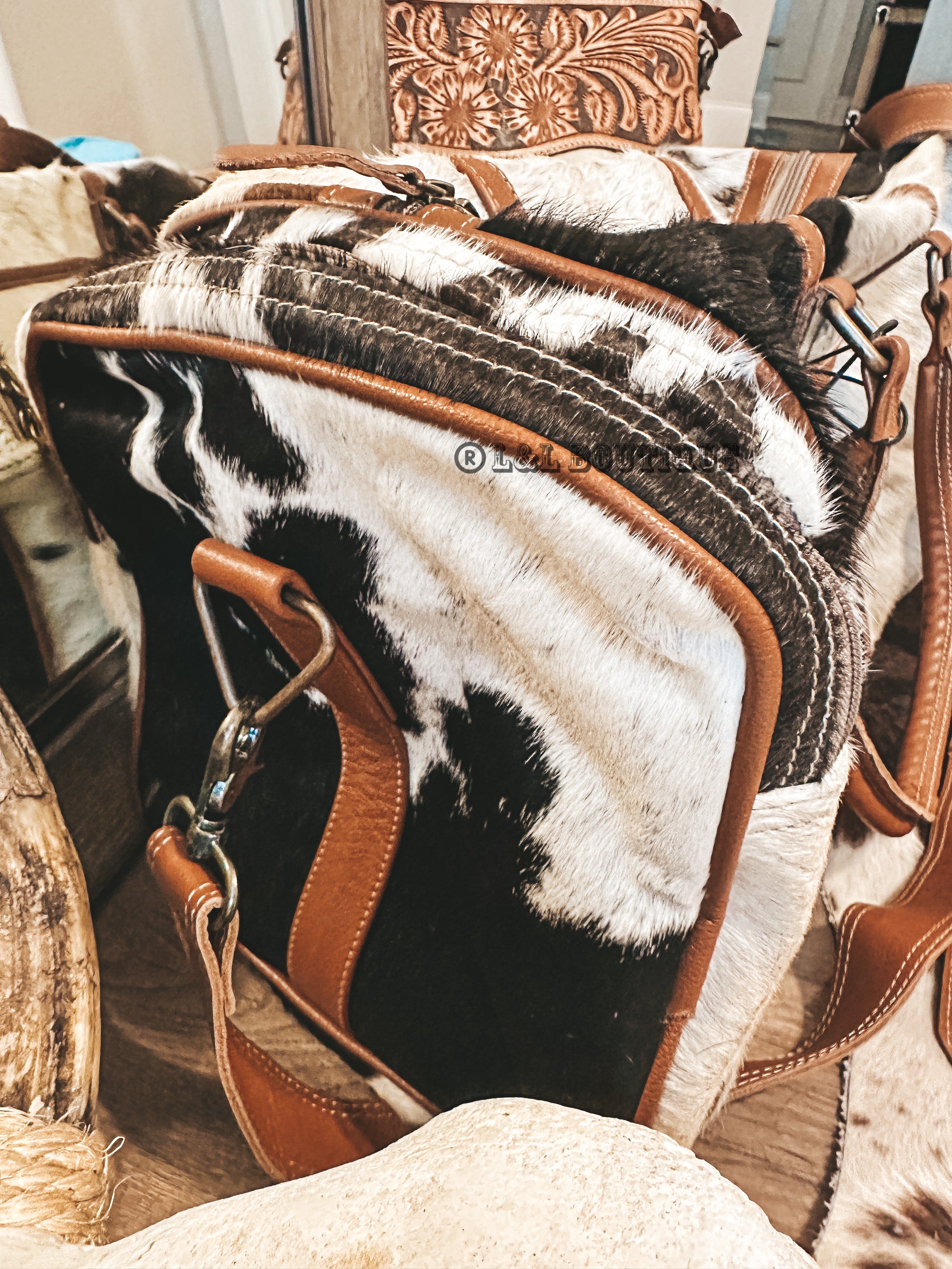 Cowhide hot sale travel bag