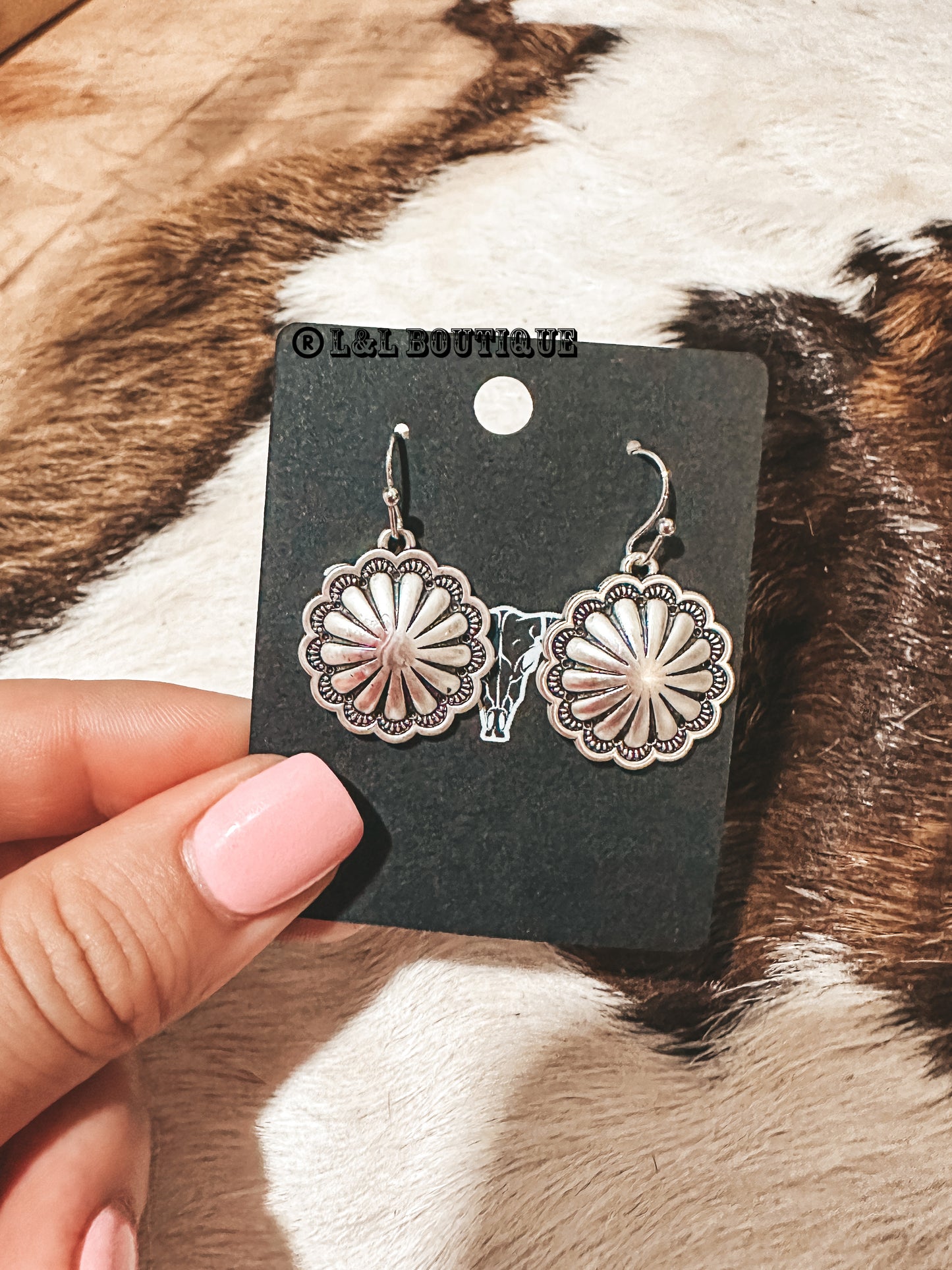 Off Day Concho Earrings
